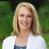 Denise Suarez's Instagram, Twitter & Facebook