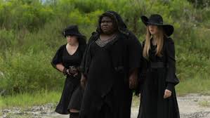 American Horror Story: Coven': The Witches Still Aren't Quite As Fun As the  Murder-Tenants and the Asylum Guests
