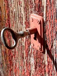 Royalty-Free photo: Black key and red keyhole | PickPik