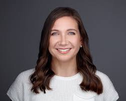 Kami Reyna's Instagram, Twitter & Facebook