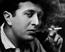 War poet Isaac Rosenberg recognised in archive footage from the trenches