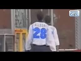 Dopo la prestazione di domenica sera allo stadio san paolo, massimiliano allegri ha deciso di effettuare dei cambi per il prossimo match di coppa italia contro il napoli: Sampnapoli 1997 Max Allegri Esordio Nel Napoli Youtube