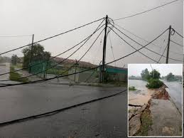 Bab.la is not responsible for their content. Hakisan Tanah Tiang Elektrik Tumbang Suara Perak