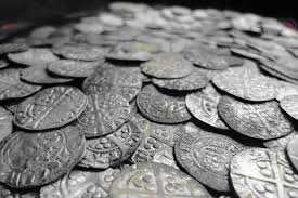 That's right, some guys were dawdling around with their metal detectors and found an entire 1913 ford model t car that was buried in 1926. Biggest Treasure Finds Across The Globe By Michael Bernzweig True Treasure Books