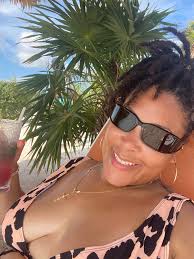 Does anyone know the perks here? Like when our book so many you get one  free?