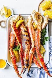 Grilled Crab Legs King Dungeness And Snow Crab Legs Skinnytaste Recipe Grilled Crab Crab Legs On The Grill King Crab Legs Recipe