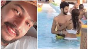 نشر الصور عبر حسابه على. ØªØ³Ø±ÙŠØ¨ ØµÙˆØ±Ø© Ù„ Ù…Ù‡Ù†Ø¯ Ø§Ù„Ø­Ù…Ø¯ÙŠ ÙÙŠ Ø­Ù…Ø§Ù… Ø§Ù„Ø³Ø¨Ø§Ø­Ø© Ù…Ø¹ ÙØªØ§Ø© ÙˆÙ…Ø­Ù…Ø¯ Ø§Ù„Ø´Ù…Ø±ÙŠ ÙŠÙˆØ§Ø¬Ù‡Ù‡ Ø§Ø³ØªØ± Ø¹Ù„Ù‰ Ù†ÙØ³Ùƒ Youtube