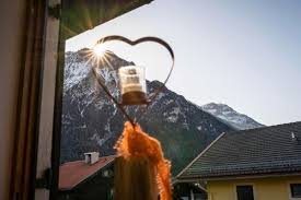 Sie können in ihrem urlaub das auto stehen lassen. Haus Schweigart Mittenwald Informationen Und Buchungen Online Viamichelin