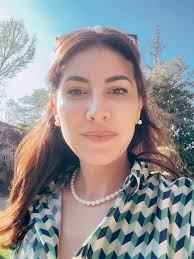 Visitando uma das vinícolas mais premiadas do Chile e que está há anos  entre as top 50 do mundo 😲😲😲, Estamos na @viumanentwinery 👌🏻🎉🍷🍾,  Que maravilha de lugar! Deslize para o lado para ver um pouco ...