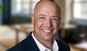 Project Engineer Karl Joins Oakland Office