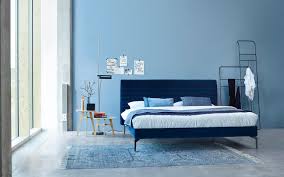 Ein schlafzimmer gestalten bedeutet viele ideen und inspirationen sammeln, sich eine moderne elemente, helle wände und ein gemütlicher holzboden prägen dieses schlafzimmer. Farben Im Schlafzimmer Tipps Fur Eine Harmonische Gestaltung