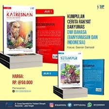 Pembelajaran mengenai cerita rakyat bahasa jawa tentunya bisa kamu temukan dalam pembelajaran bahasa jawa. Buku Geguritan Banyumas Karya Fajar Sop San Bonus Vcd Tembang Banyumasan Sip Publishing