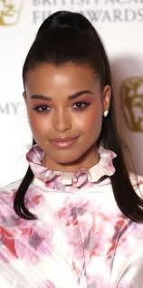 Celebrity Makeup Trends 2020 S Best Beauty Looks Celebrity Makeup Celebrity Makeup Looks Beauty Tips For Girls