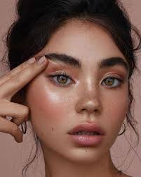 Pin On Hair Makeup Nails In 2021 Summer Wedding Makeup Amazing Wedding Makeup Back To School Makeup