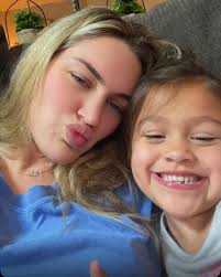 Taylor Selfridge Fan💗