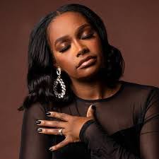 Ebony Wiggins's Instagram, Twitter & Facebook