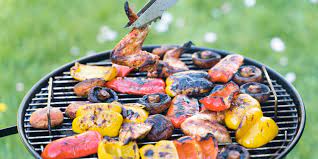 However, it is possible to keep your fire burning at about 225 degrees fahrenheit for long enough to make smoked brisket or pork shoulder. How To Use A Charcoal Grill When To Open Vents How Long To Let Coals Burn