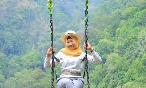 Genilangit magetan #genilangit #magetan #magetanjawatimur #magetanhitz #magetanbanget #samasamabelajar #viral #foryou #foryoupage. 10 Spot Foto Geni Langit Magetan Harga Tiket Masuk Rute Menuju Lokasi Objek Wisata Buka Jam Berapa Jejakpiknik Com