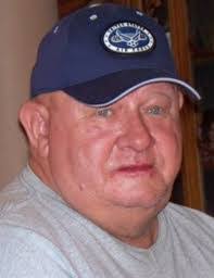 Louie Miller's Instagram, Twitter & Facebook