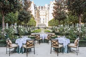 Epingle Par Ritz Paris Sur The Grand Jardin Grand Jardin Grand Luxe Jardins