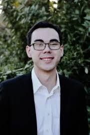 Ellena Cox's Instagram, Twitter & Facebook