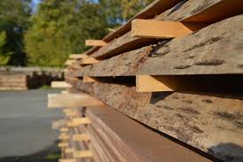 Sometimes, it refers to the timber usually refers to wood for building materials, but its specific definition varies slightly from place. Importholz De