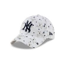 New York Yankees Blossom Womens 9twenty Adjustable Hats New Era Cap New Era Cap New York Yankees Yankees Logo