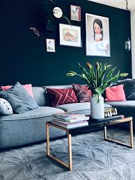 Wenn sie schwarz als wandanstrich wählen, sollten sie diese farben wahrscheinlich in dosen verwenden. Wand Schwarz Streichen Bilder Ideen Couch