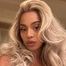 Ebony Fowler (@EbonyFowler)