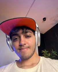 How my July went… #photodump #july #graphicdesigner #dzinr #logodesigner  #graduation #lifestyle