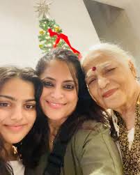 Christmas and Family and friends ❤️🎉🎅🤗🧿🎁 #christmas #christmastree  #holidays #family #friends #party