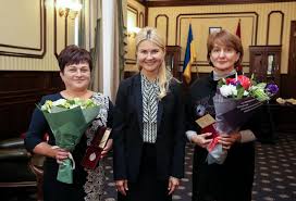 Liity facebookiin ja pidä yhteyttä käyttäjän юлія світлична ja muiden tuttujesi kanssa. Yuliya Svetlichnaya Peredala Gosudarstvennye Nagrady Vracham Meduchrezhdenij Dergachevskogo I Krasnokutskogo Rajonov