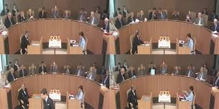 Le conseil est à la base composé de 9 membres dont la durée du mandat est fixée à 9 ans. Image Du Jour Nicolas Sarkozy Au Conseil Constitutionnel