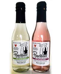Adesso capisco come mai il giappone è il secondo più grande consumatore al mondo di vino dopo la germania, adesso vogliono che anche i gatti inizino a. Il Vino Per Gatti Proveniente Dalla Gran Bretagna Il Pawsecco