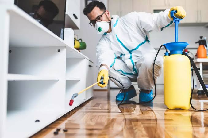 Green Pest Control Technician Field Inspection