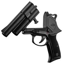 En plus de l'alcoolémie, le refus d'obtempérer ainsi que le port d'arme (ndlr un pistolet à grenaille] ont été retenus à l'encontre du passager, tandis que le conducteur était également « en défaut de permis. Pistolet Gomm Cogne Sapl Gc54 Bronze