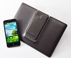Đánh giá chi tiết thiết kế của máy tính bảng Padfone 2