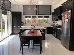 Bu Sofistike Evin Her Detayi Ozgun Parcalarla Dolu Ev Gezmesi Ev Bitkisi Ev Icin Ev Dekoru