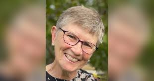 Mary Woelfel's Instagram, Twitter & Facebook