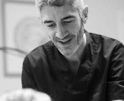 Contact Dr Benjamin Collin