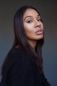 Diarisel Vargas's Instagram, Twitter & Facebook