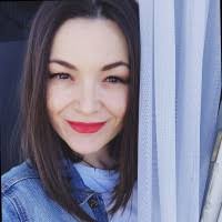 100+ perfiles de «Donika»