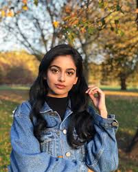 View latest posts and stories by @banitasandhu banita sandhu in instagram. Banita Sandhu On Twitter Lucky I Have Hair Again To Keep Me Warm This Winter