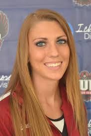 Amber Hauser's Instagram, Twitter & Facebook