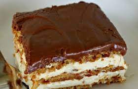 Prajitura cu ness si biscuiti face parte din seria prajiturilor rapide si foarte usor de pregatit. Prajitura Cu Ciocolata In 5 Minute Fara Coacere Kfetele