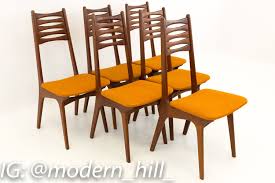R Huber Niels Koefoeds Hornslet Style Mid Century Teak Bow Tie Ladderback Dining Chairs Dining Room Furniture Modern Dining Chairs Mid Century Modern Dining Room