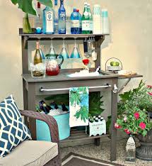 A rolling bar cart is a great alternative to your standard home bar and this one can be used both inside and out. Garten Bar Selber Bauen Freshouse