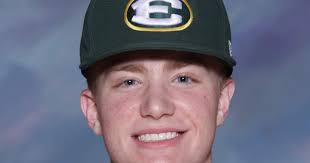 St. Edward Baseball: With a strong start and a decent finish, St. Edward  varsity baseball escapes with victory over US, Joe Hororszko 3-for-3 with  four RBIs