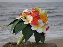 Beach wedding inspiration diy ideas a beach wedding is an opportunity to wear a gorgeous beach wedding dress like this or even this while you tropical wedding flower bouquet, bridal bouquet, wedding flowers, add pic source on comment and we will update it. Hibiscus Wedding Bouquets Hibiscus Wedding Beach Wedding Flowers Hawaiian Wedding Flowers