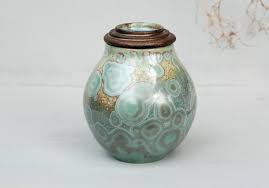 Dog Urns Small Urns For Human Ashes Cremation Urns Etsy Small Urns Decorative Urns Cat Urns